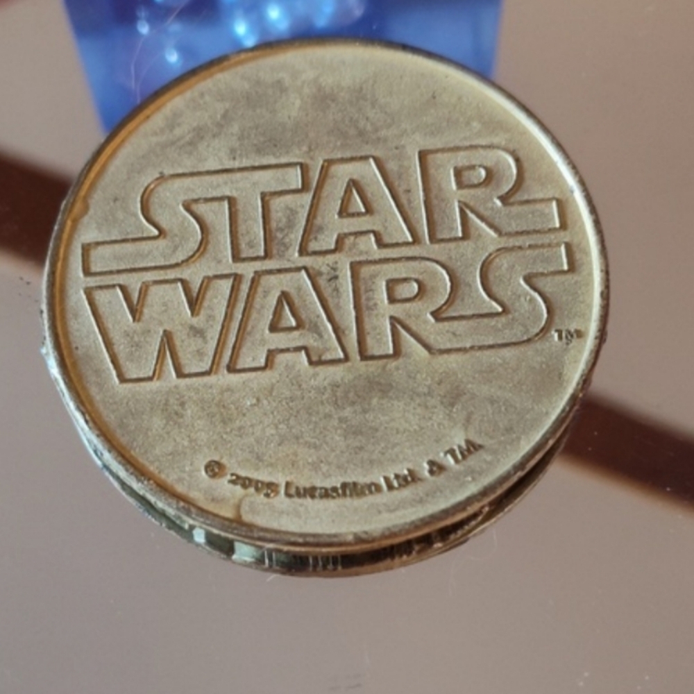 2005 Star Wars R2D2 MEDALLION COIN METAL GOLD TONE PROMO RARE ICONIC